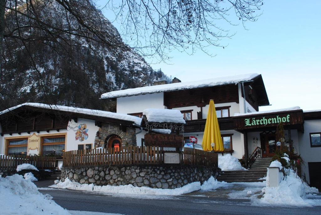 Pension Larchenhof Maurach  Exterior photo